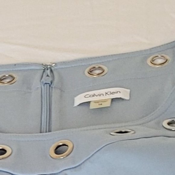 Dress - Picture 4 of 5